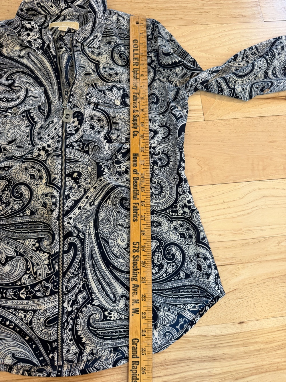 Michael Michael Kors size 4 top - Picture 5 of 6